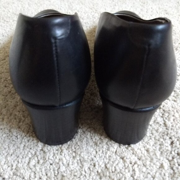 Franco Sarto - Size 7.5 M Black Genuine Leather Timeless Classic Elegant Pumps - Picture 4 of 7